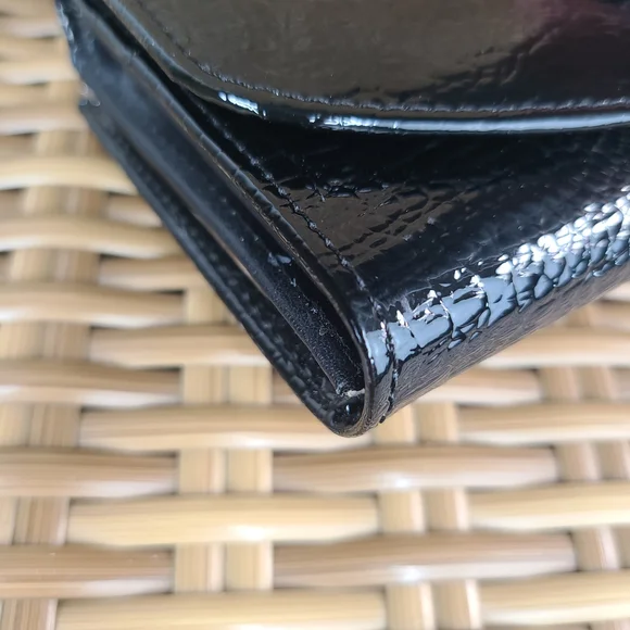 Silverlake Black Leather Crocodile Embossed Wallet Clutch Silver Buckle Accent - Picture 5 of 16